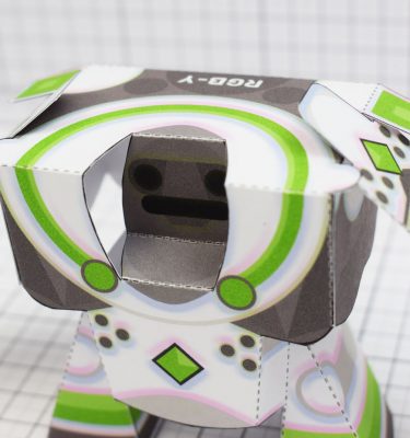 PTI RGB-Y Robot Paper Toy Close Image