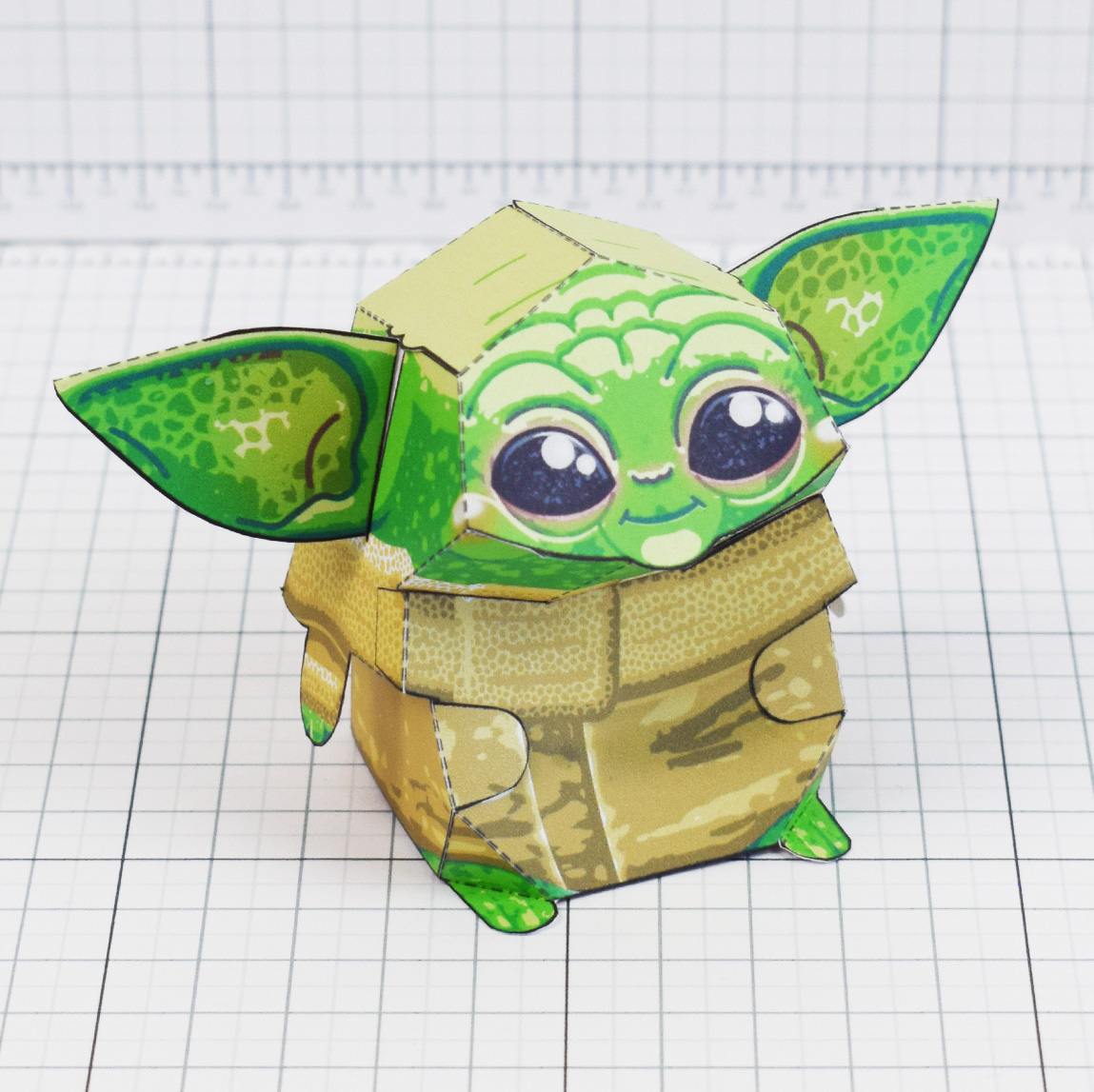 PTI - Baby Yoda Star Wars Mandalorian Paper Toy Photo - Square